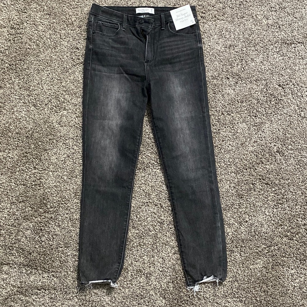 NWT Abercrombie Super Skinny Ankle High rise